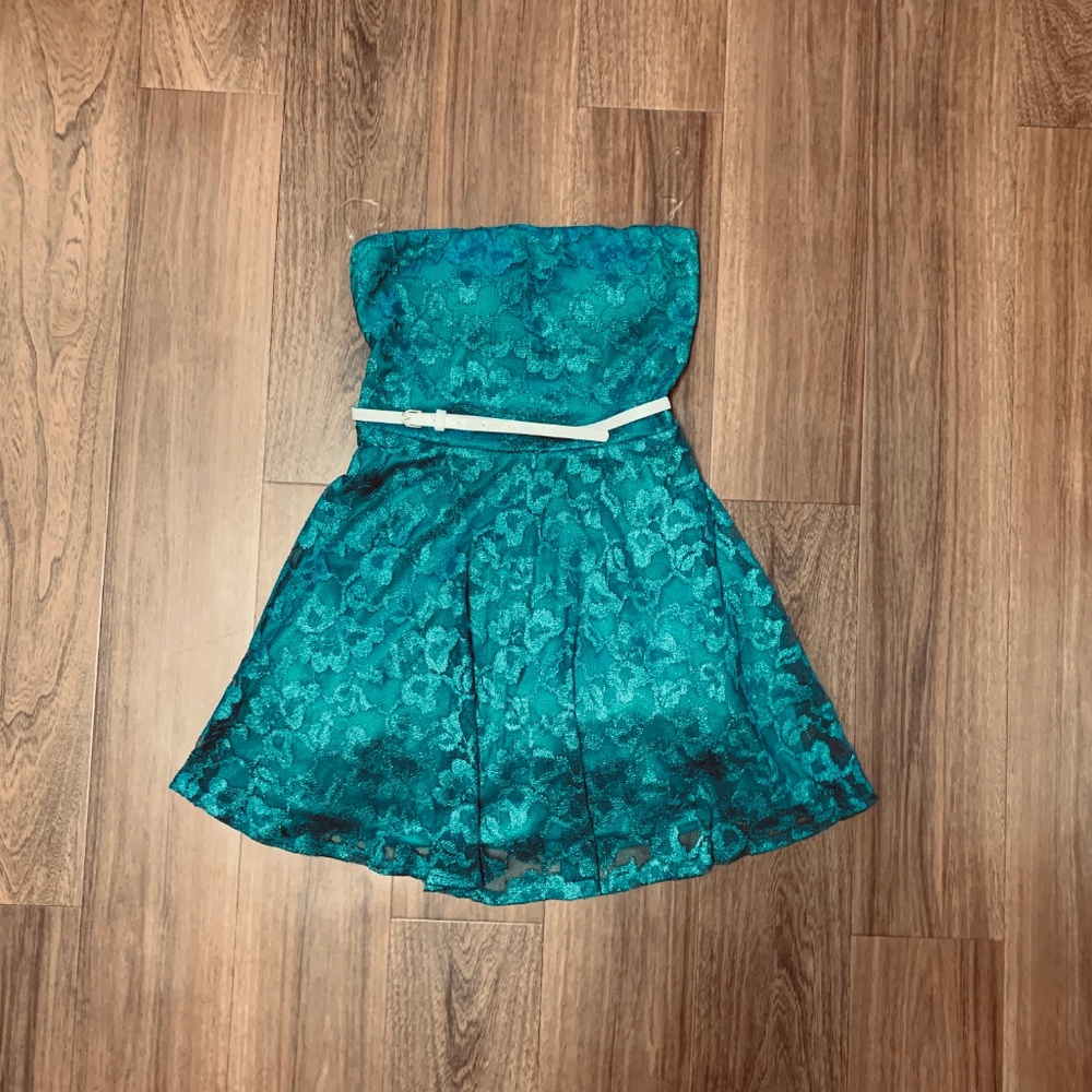Love Reign Brilliant Emerald Green Dress L